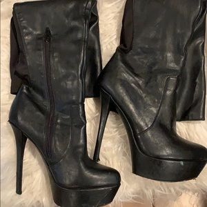 🔥Size 8.5 Steve Madden knee high boots 🔥